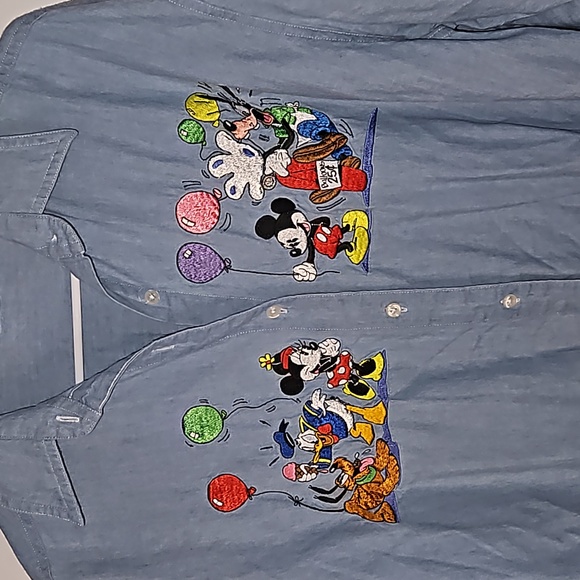 Vintage Disney Mickey and Friends Embordered Denim Longsleeve Shirt Size X-Large - Picture 4 of 9